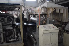 合成樹脂瓦共擠層兩邊覆不到邊是什么原因造成的？