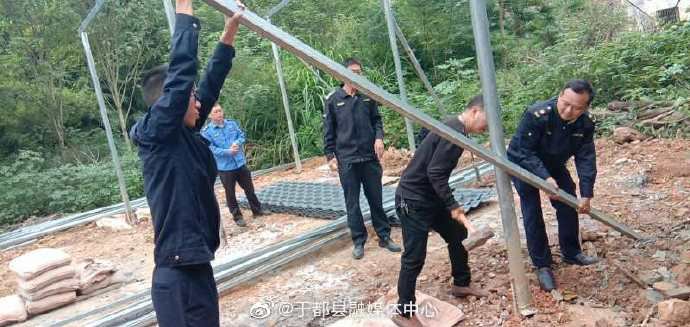 鐵皮棚與樹脂瓦整治私搭亂建，城管局強力管控
